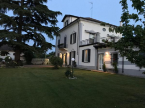 VILLA PRESTIGIO Bed and Breakfast Novi Ligure